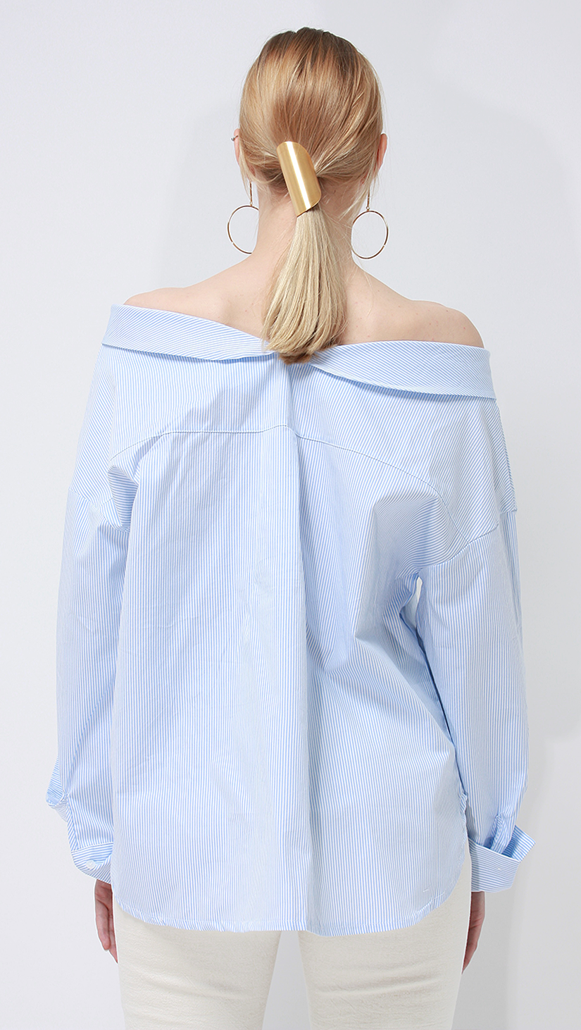 Artiz Off Shoulder Top in Pin Striped